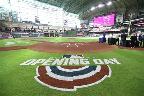 Astros' opening day: Tickets, how to watch, banner unveiling