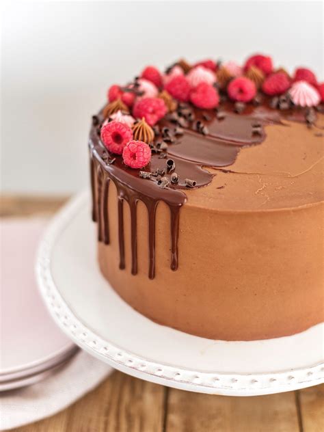 Choc Cake With Raspberry Sauce