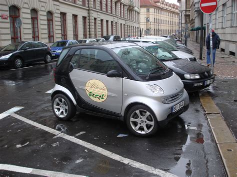 Smart Car | Smartie in Prague | joineeworm | Flickr