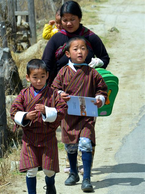 Bhutan: Land of colorful clothing | DesignDestinations