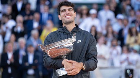 Carlos Alcaraz defeats Alexander Zverev for historic Roland Garros ...