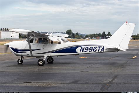 Cessna 172SP Skyhawk - Untitled (Galvin Flying) | Aviation Photo #5675059 | Airliners.net