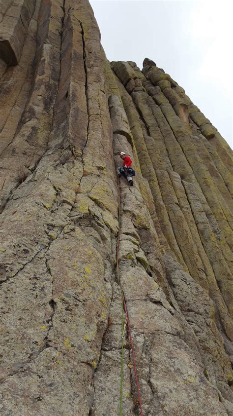 First Pitch of the Durrance route; Devils Tower WY. 1/25/20 : r/climbing