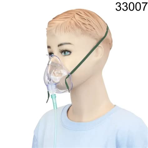 Standard Oxygen Mask – Medium-Concentration w/ 7ft (2.1 m) Tubing with Standard Connector ...