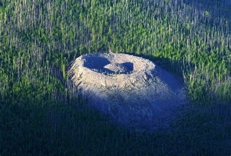 The Mysterious Patomskiy Crater