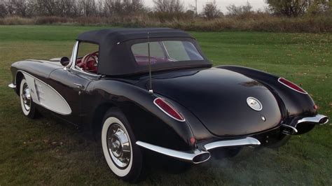 1960 Chevrolet Corvette Convertible at Kissimmee 2017 as F257 - Mecum Auctions