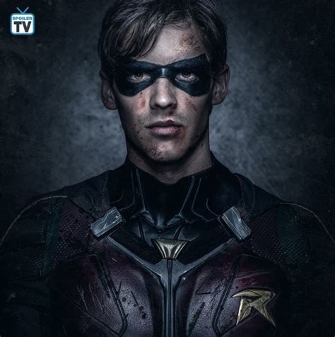 First Look at Brenton Thwaites as Dick Grayson / Robin - Titans (2018 TV series) Photo (41439061 ...