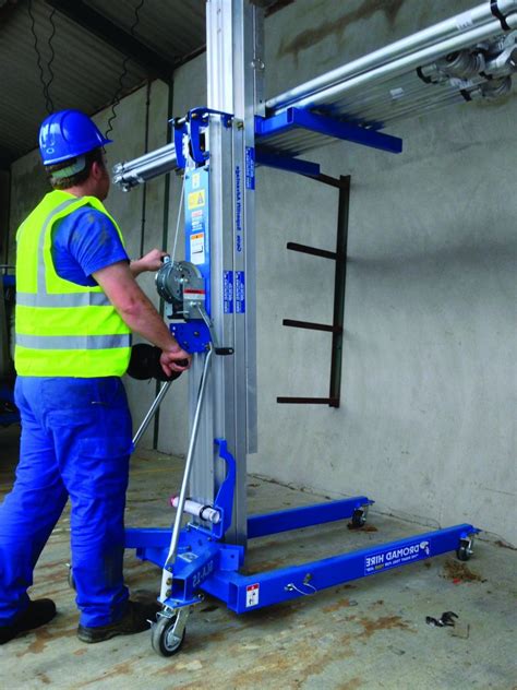 Genie SLA20 Material Lift - Cherry Picker