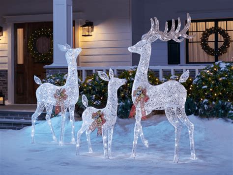 Outdoor Christmas Decorations - The Home Depot