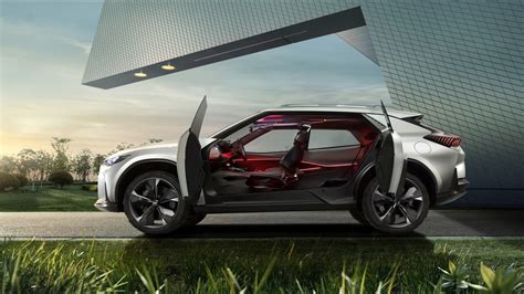 Chevrolet FNR-X Plug-In Hybrid SUV — "Coolest Concept In Shanghai ...