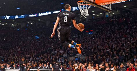 The Latest: Zach LaVine takes flight, wins 2nd dunk contest