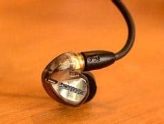 Reviewing the Shure SE425 In-Ear Monitors