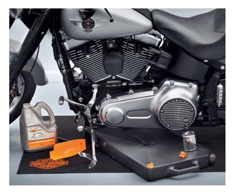 Harley-Davidson® Motorcycle Low Profile Oil Drain Pan, 10-Quart Capacity 63795-10 - Wisconsin ...