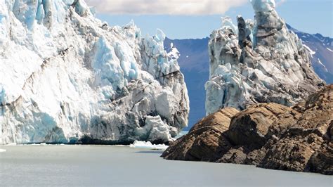 Perito Moreno Glacier Tour from El Calafate • Orana Travel