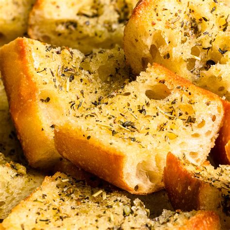 Homemade Garlic Bread - One Happy Housewife
