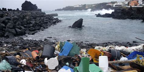 Le 7e continent de plastique : ces tourbillons de déchets dans les océans