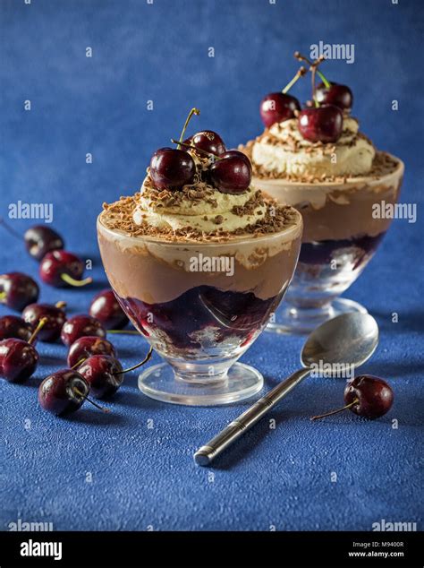 Black Forest trifle. Black cherry chocolate dessert. Food Stock Photo - Alamy