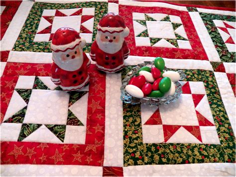 Art Threads: Christmas in July - North Star Quilted Table Runner