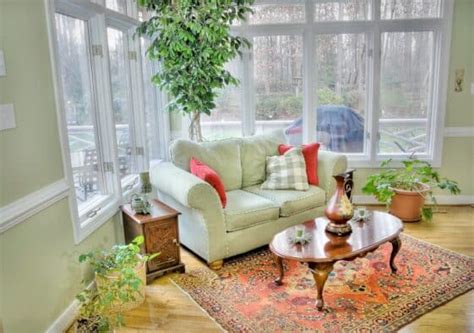 Sunroom Color Ideas (Best Paint & Color Schemes)