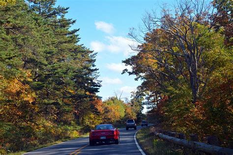 Fall Color on Skyline Drive | Trails & Travel