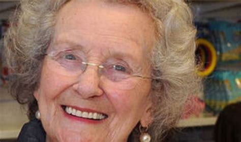 Gavin And Stacey’s flirtatious pensioner Doris dies aged 84 | Retirement | Finance | Express.co.uk