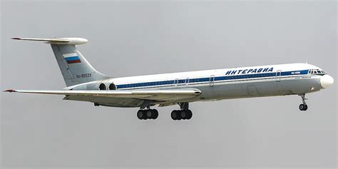 Ilyushin Il-62 commercial aircraft. Pictures, specifications, reviews.