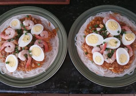 Pancit Palabok(Filipino Fiesta Noodles) Recipe by Dragon Goddess - Cookpad