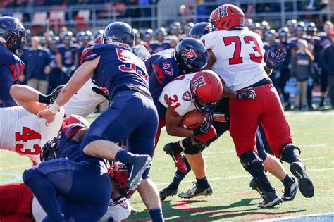 Crimson Football 2018: Harvard 29, Penn 7 | Harvard Magazine