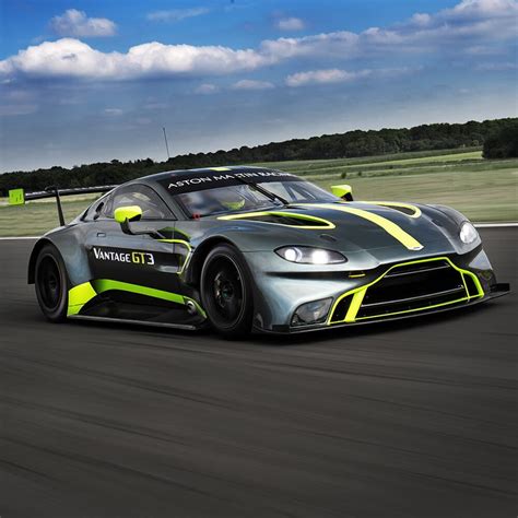 Aston Martin Vantage GT3, a world-beating car | Pirelli