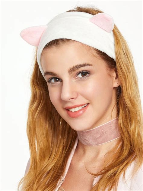 Cute Cat Ear Elastic Velvet Headband | Velvet headband, Headband styles ...