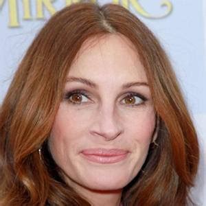 Julia Roberts - Age, Family, Bio | Famous Birthdays