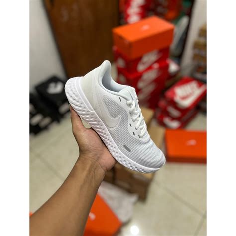 Jual Nike Revolution 5 Running Women White Original BNIB Resmi | Shopee ...