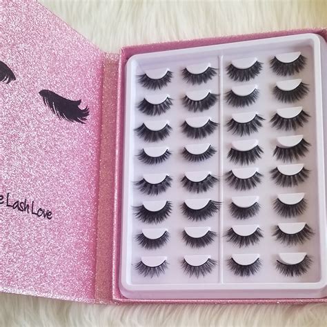 LashXO Lashes - Lash Book