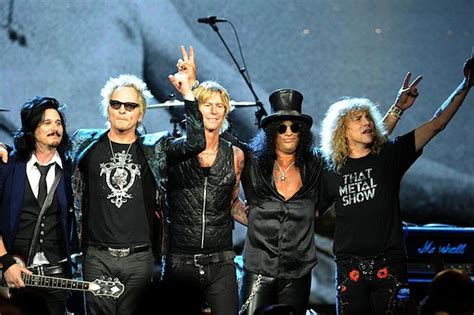 Classic Guns N’ Roses Members Perform With Myles Kennedy at Rock Hall ...