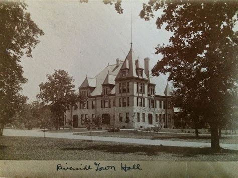 Riverside, Illinois Town Hall in 1911