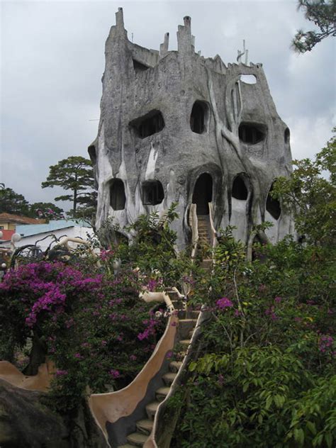 6 Astonishing Asian Structures You Have To See