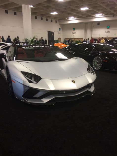 Nice silver Lamborghini Aventador. : r/carporn