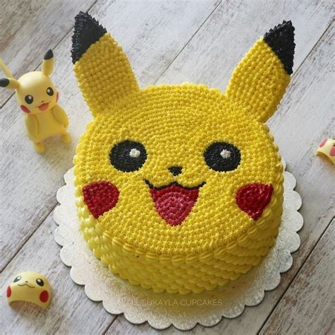 Pin by Sarah Melin on The perfect cake | Pikachu cake, Pikachu cake ...