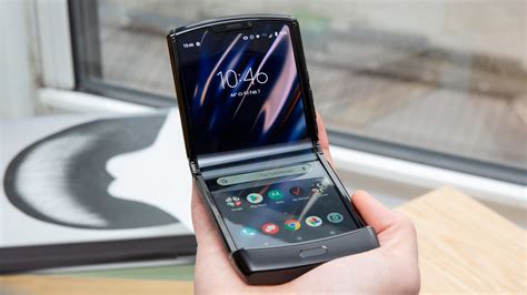 Motorola Razr 5G vs Motorola Razr 2019: Here's the biggest changes | Tom's Guide