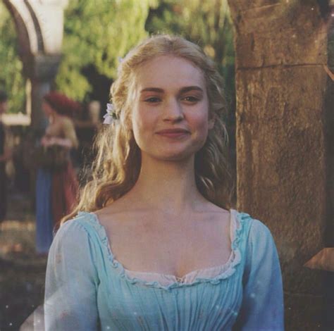 Lily James Cinderella 2 : Cinderella Movie International Trailer 2 ...