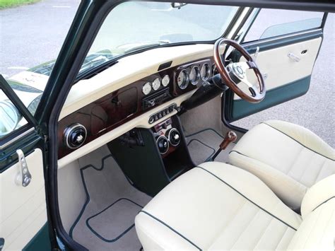 Mini cooper classic, Mini morris, Mini cooper interior