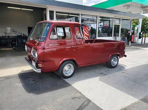 [Ford Econoline] : r/spotted