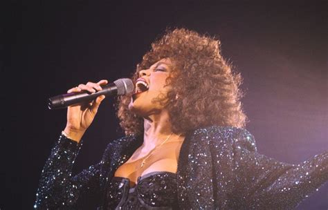 15 Best Whitney Houston Songs, Ranked - Parade