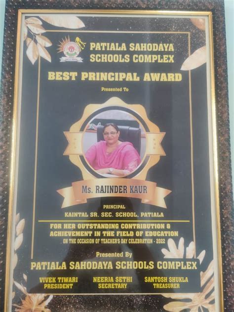 Best Principal Award - Kaintal School