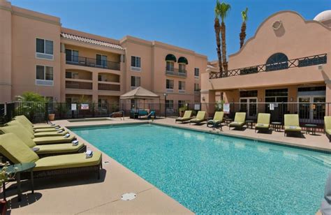 Hampton Inn & Suites Phoenix/Scottsdale (Scottsdale, AZ) - Resort Reviews - ResortsandLodges.com