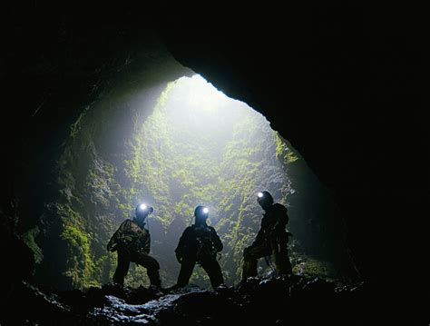 In Deep: The World of Extreme Cavers | The New Yorker