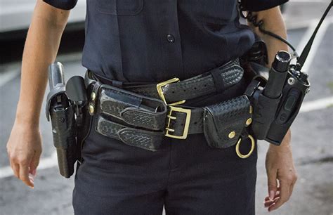 Heavy gun belts are giving SFPD officers back problems - Mission Local