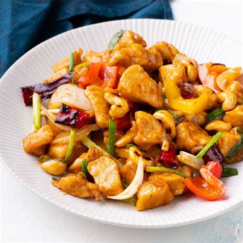 Marion Grasby - Thai Cashew Chicken Stir-fry Thai Cashew Chicken, Thai ...