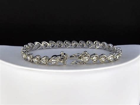 LEA LANE JEWELRY : 925 Sterling Silver Ladies Heart Links Tennis Bracelet!