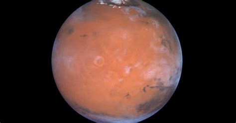 Scientists Discover Ice On Mars Where It Shouldn't Exist | HuffPost UK Tech